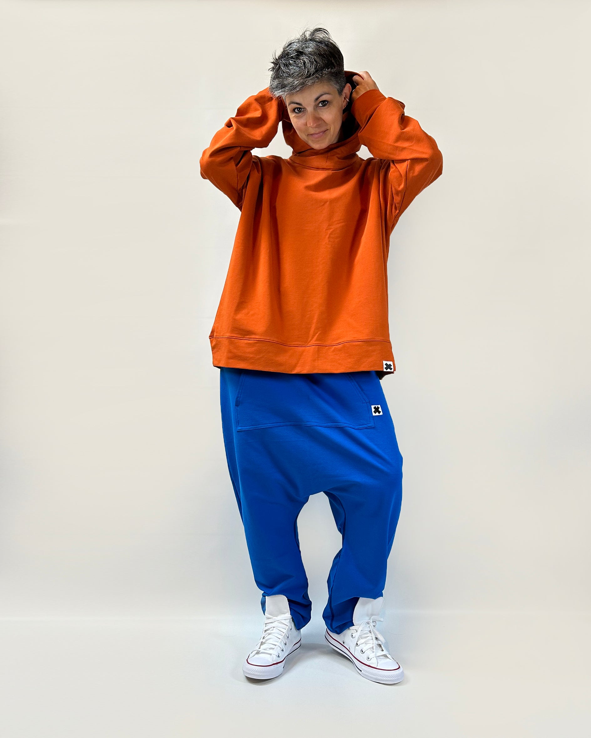 Felpa con cappuccio, Hoodie, cotone French Terry
Pantalone della tuta cavallo basso, harempants, pantalone alla turca, handmade, cotone di alta qualità