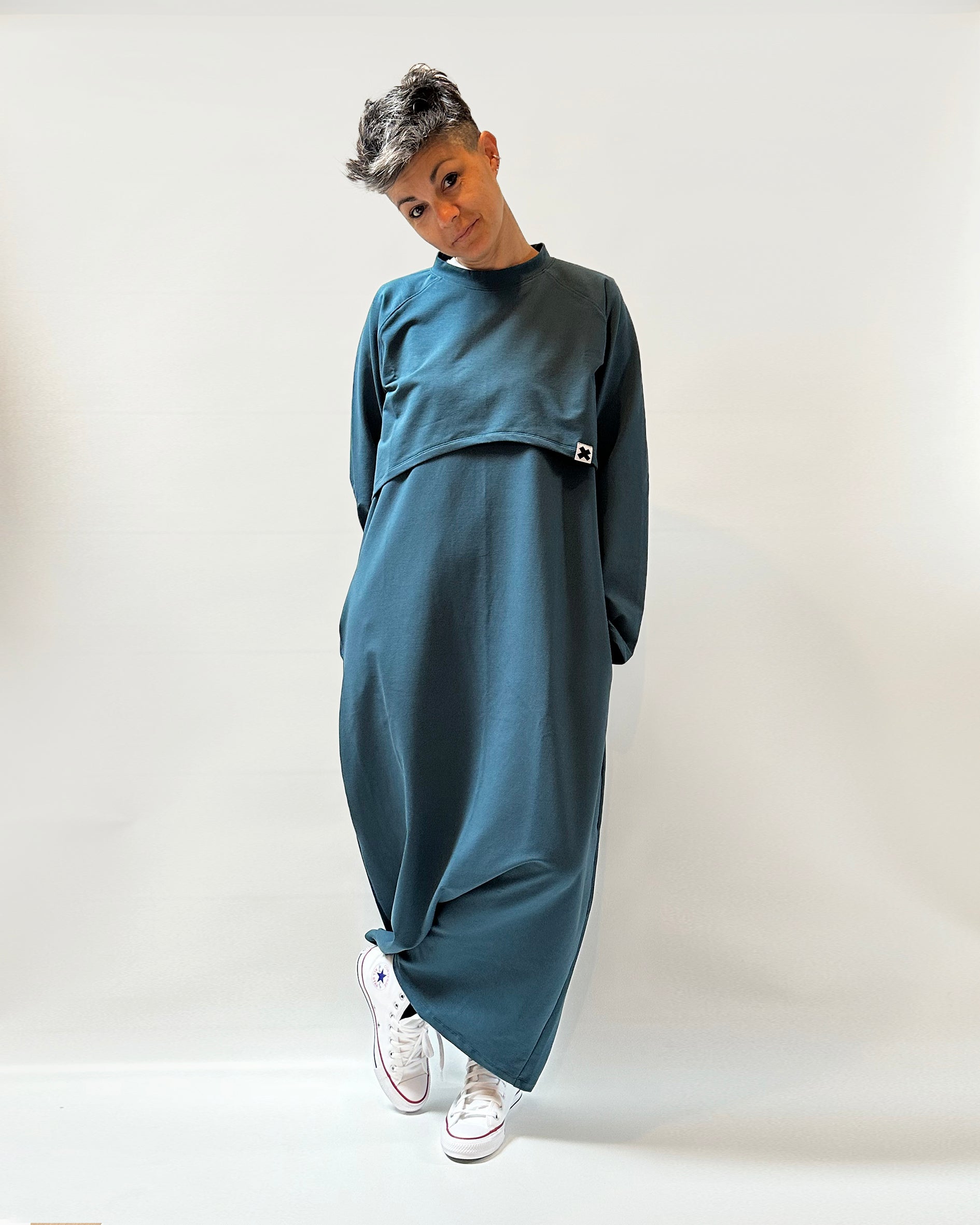 Tutona intera cavallo basso oversize senza maniche con felpa corta